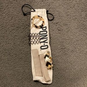 Authentic Pony-O hair set in blonde and accessories including bling ring